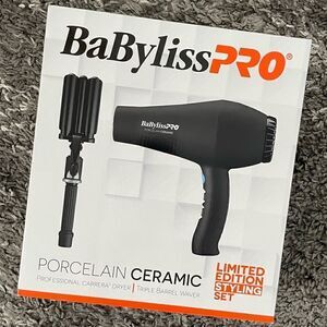 NIB BaBylissPRO Porcelain Ceramic Triple
Barrel Waver & Carrera2 Dryer Set